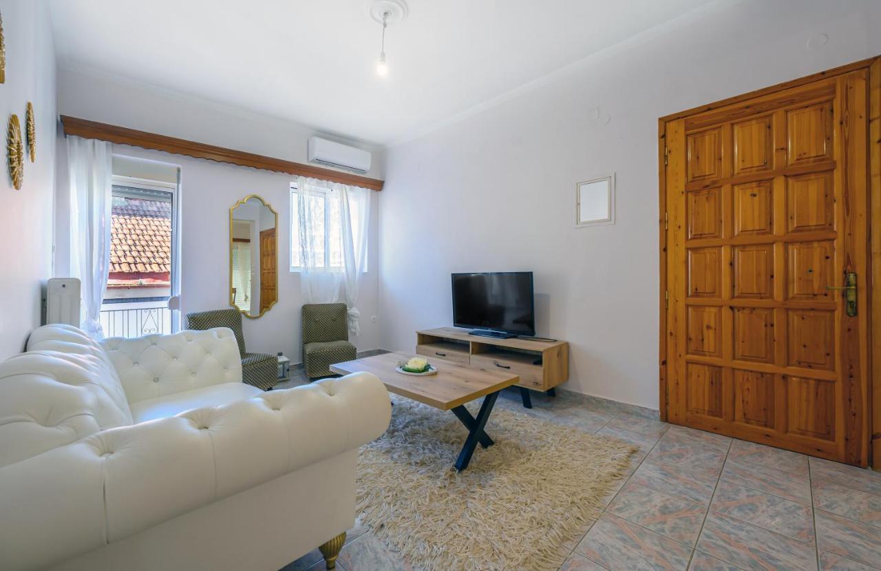 Flower Apartment Preveza Exterior photo