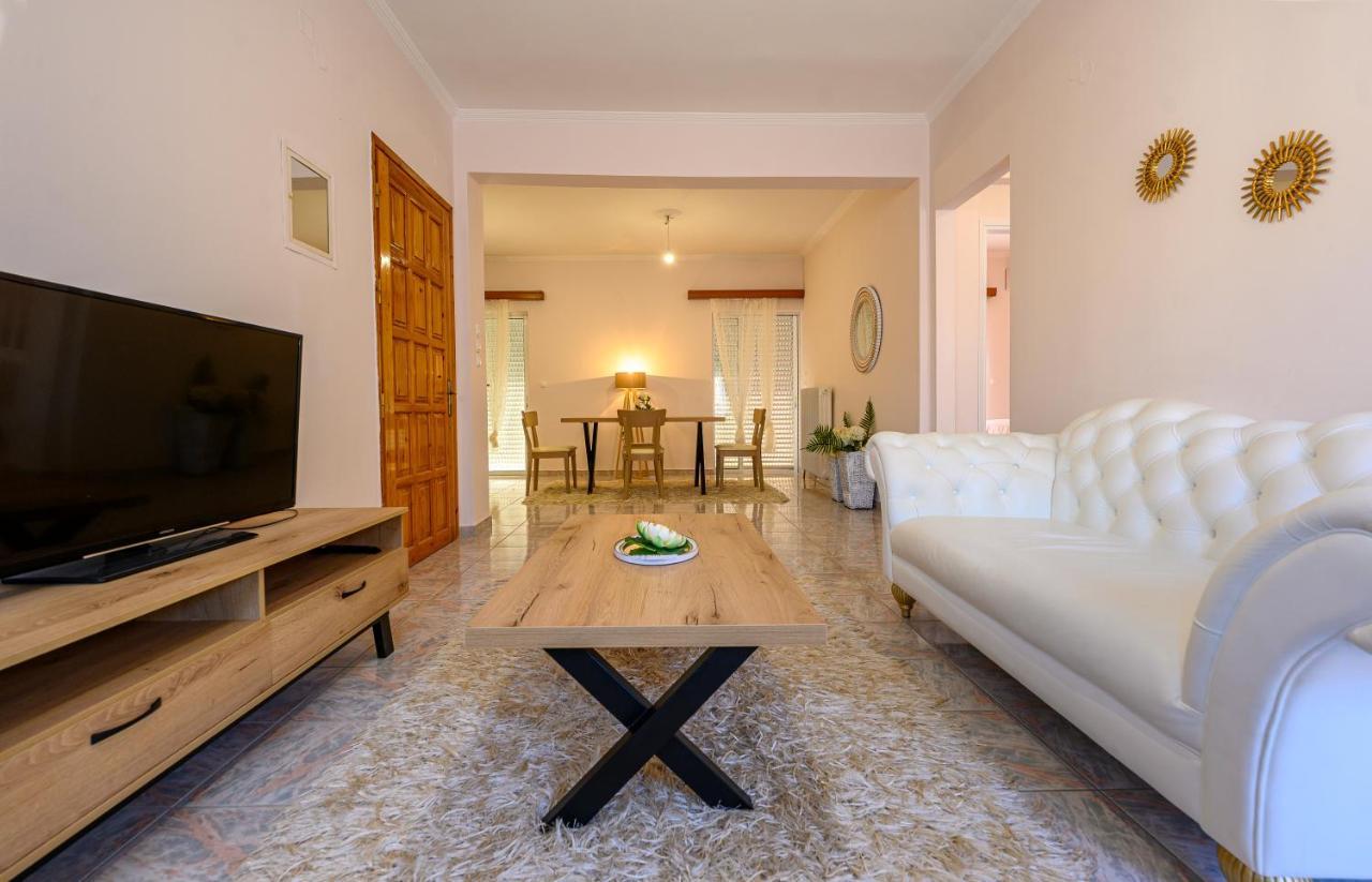 Flower Apartment Preveza Exterior photo