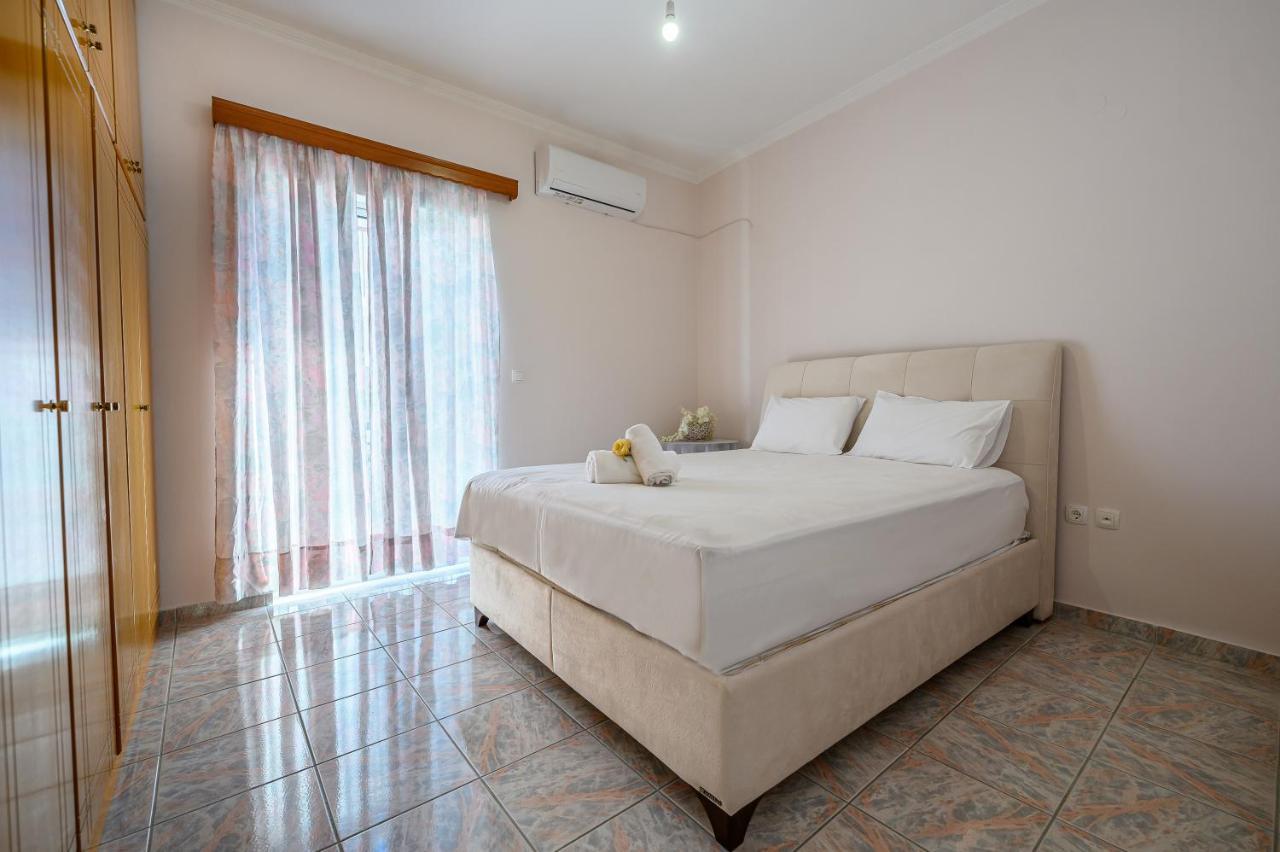 Flower Apartment Preveza Exterior photo